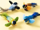Brinquedo interativo de pelúcia para mastigar e morder para gatos, pássaro elétrico com som de canto e asas que batem